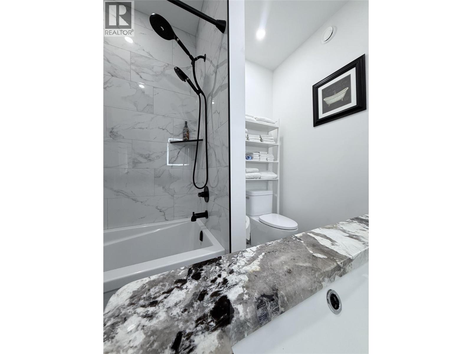 8779 Mountain View Street, Canal Flats, British Columbia  V0B 1B0 - Photo 28 - 10369369