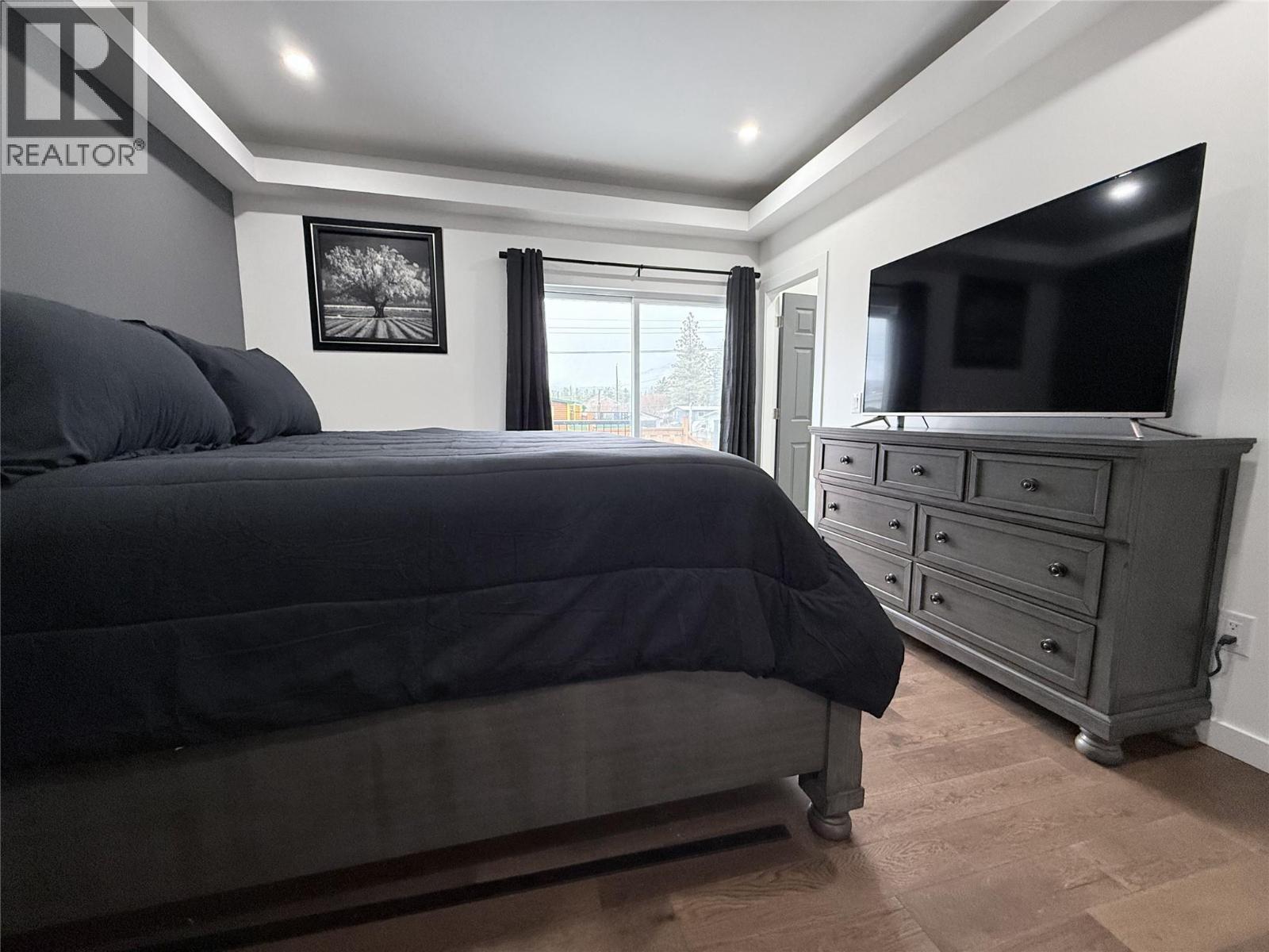 8779 Mountain View Street, Canal Flats, British Columbia  V0B 1B0 - Photo 20 - 10369369