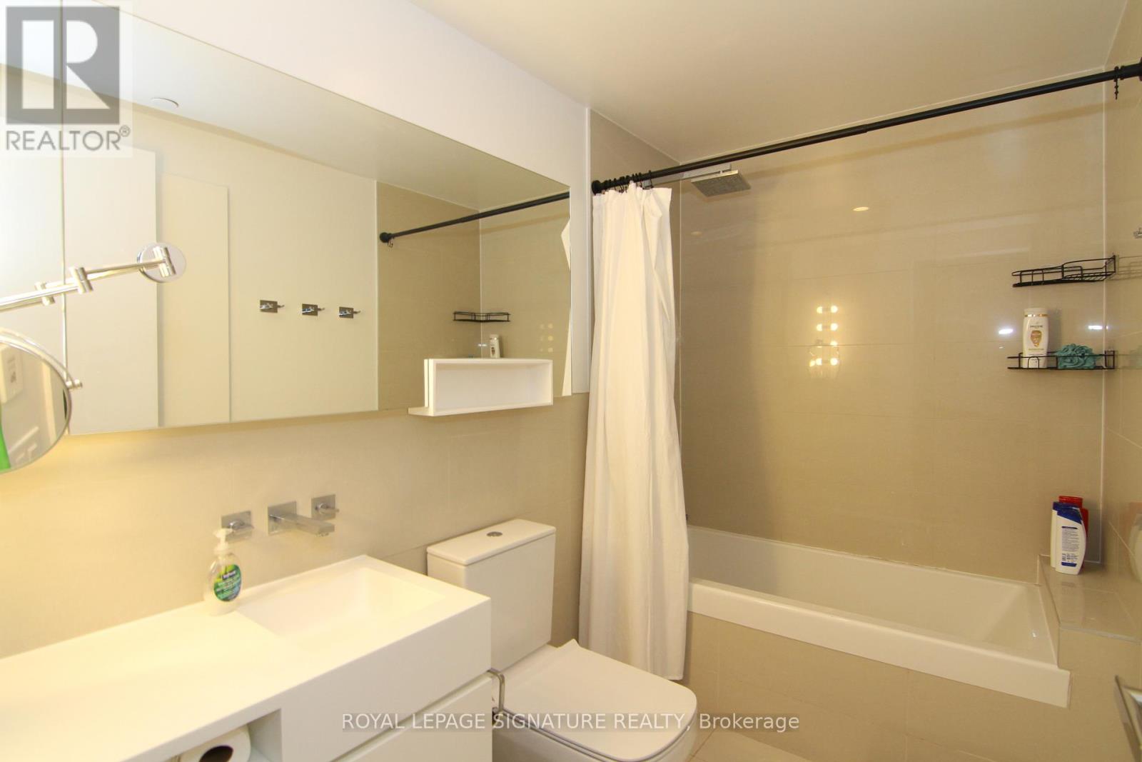 3311 - 45 Charles Street E, Toronto, Ontario  M4Y 0B8 - Photo 5 - C12627078