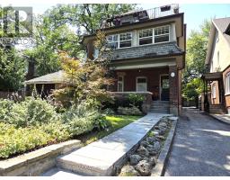 2 - 2 BRYCE AVENUE, Toronto, Ontario