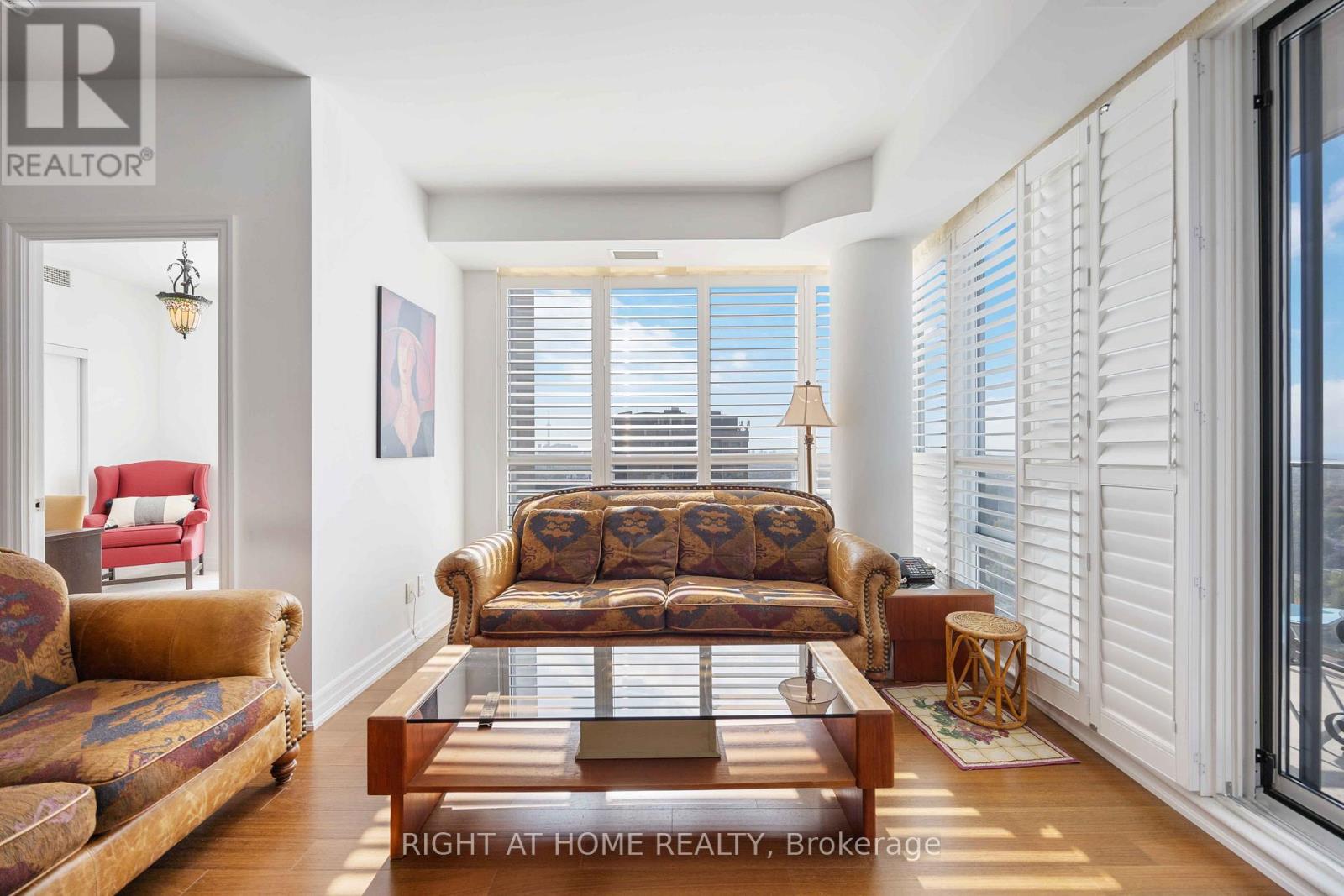 1901 - 500 St Clair Avenue W, Toronto (Humewood-Cedarvale), Ontario  M6C 1A8 - Photo 17 - C12627154