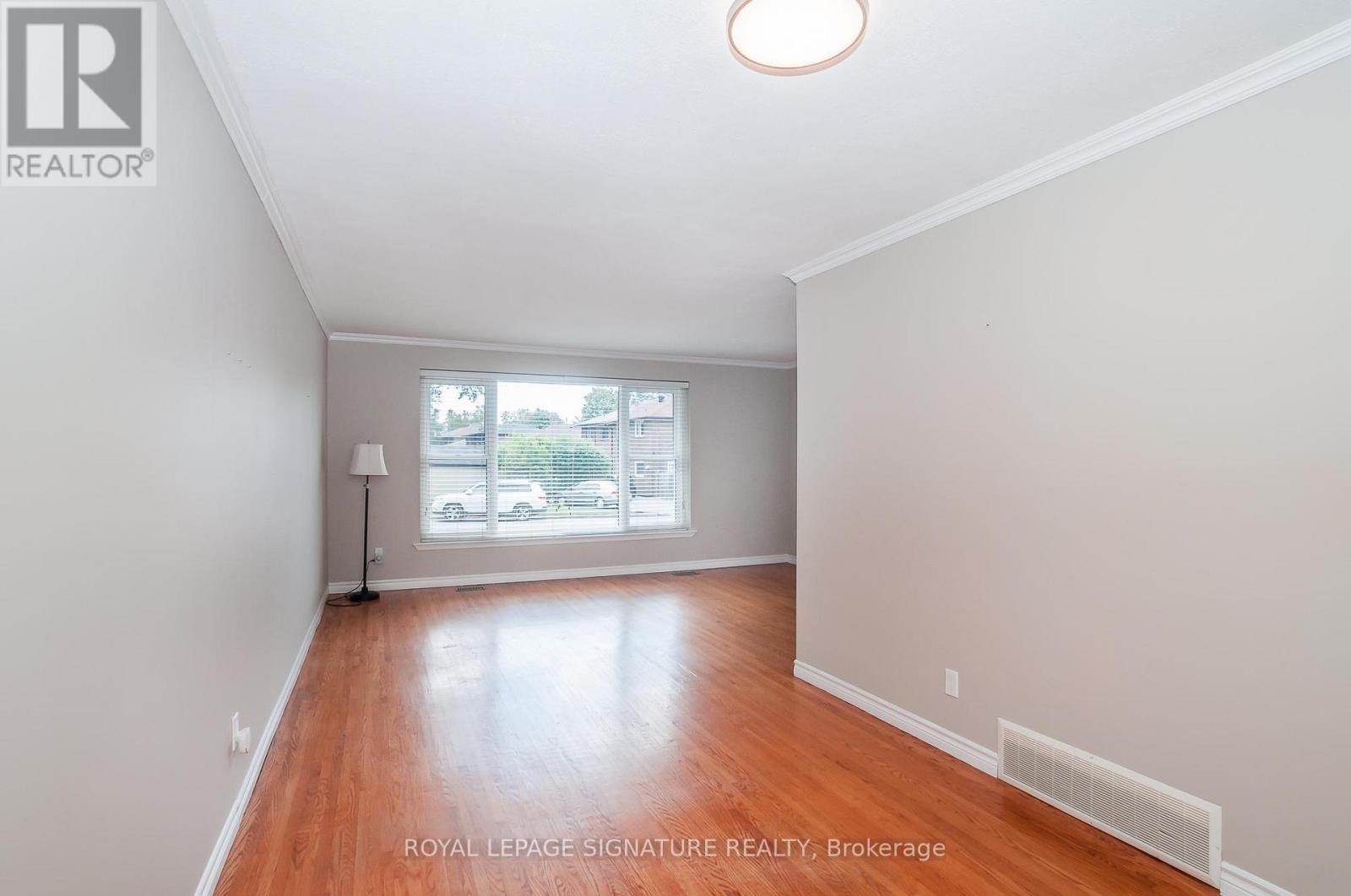 92 Fortrose Crescent, Toronto (Parkwoods-Donalda), Ontario  M3A 2H1 - Photo 12 - C12627232