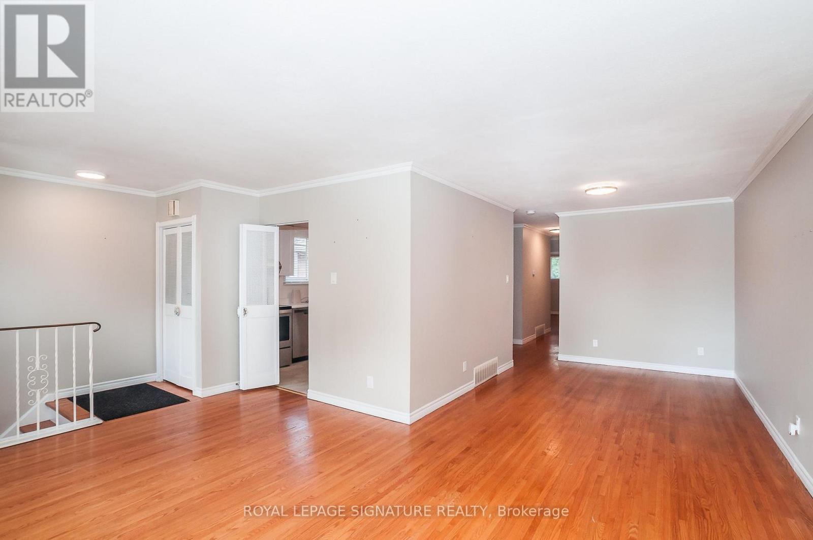 92 Fortrose Crescent, Toronto (Parkwoods-Donalda), Ontario  M3A 2H1 - Photo 6 - C12627232