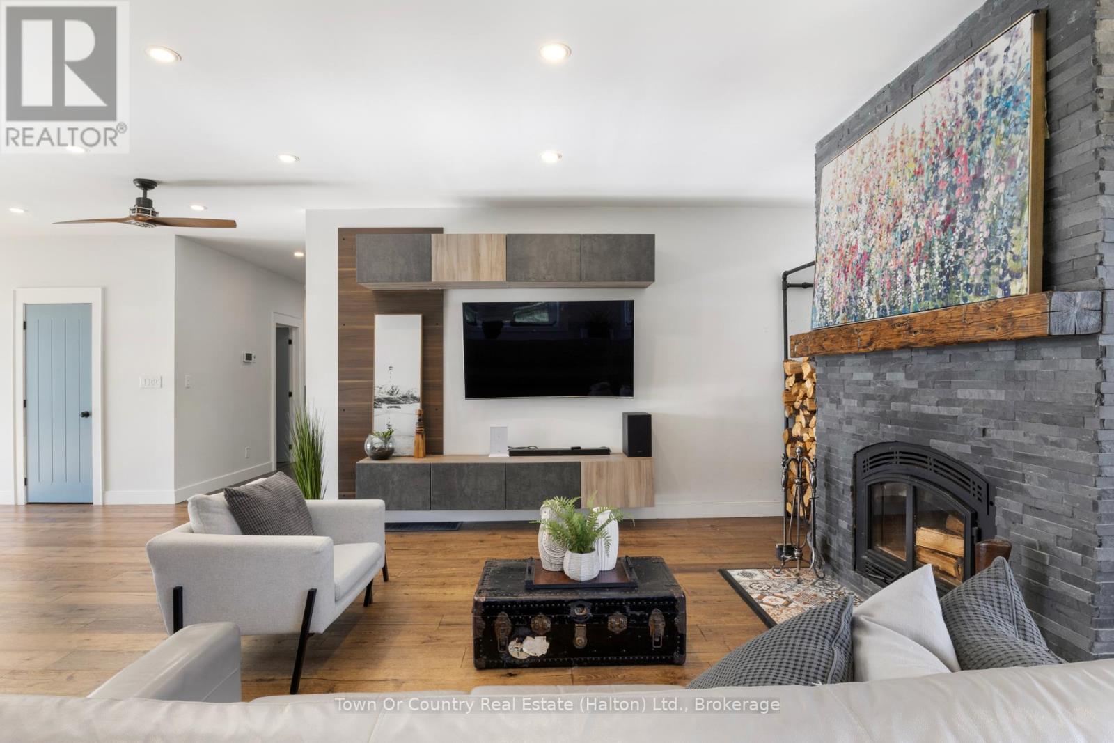 5041 Third Line, Erin, Ontario  L7J 2L8 - Photo 13 - X12468457