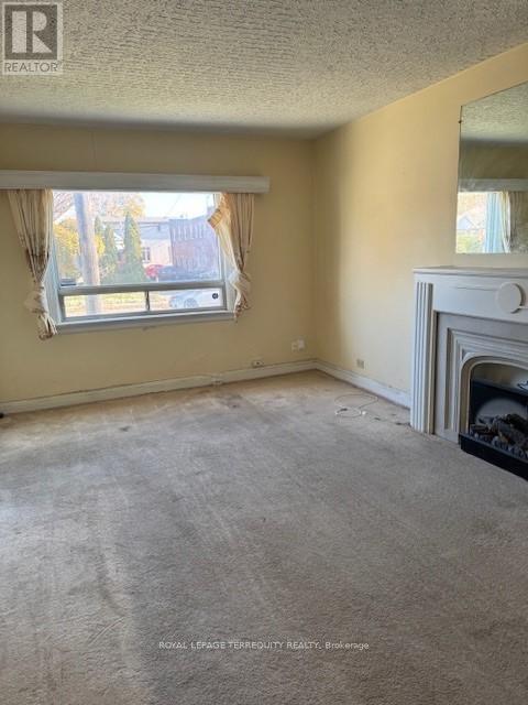 304 Donlands Avenue, Toronto, Ontario  M4J 3R6 - Photo 6 - E12627250