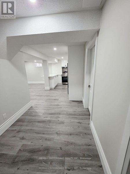 50 Grandlea Crescent, Markham, Ontario  L3S 4A2 - Photo 4 - N12627092