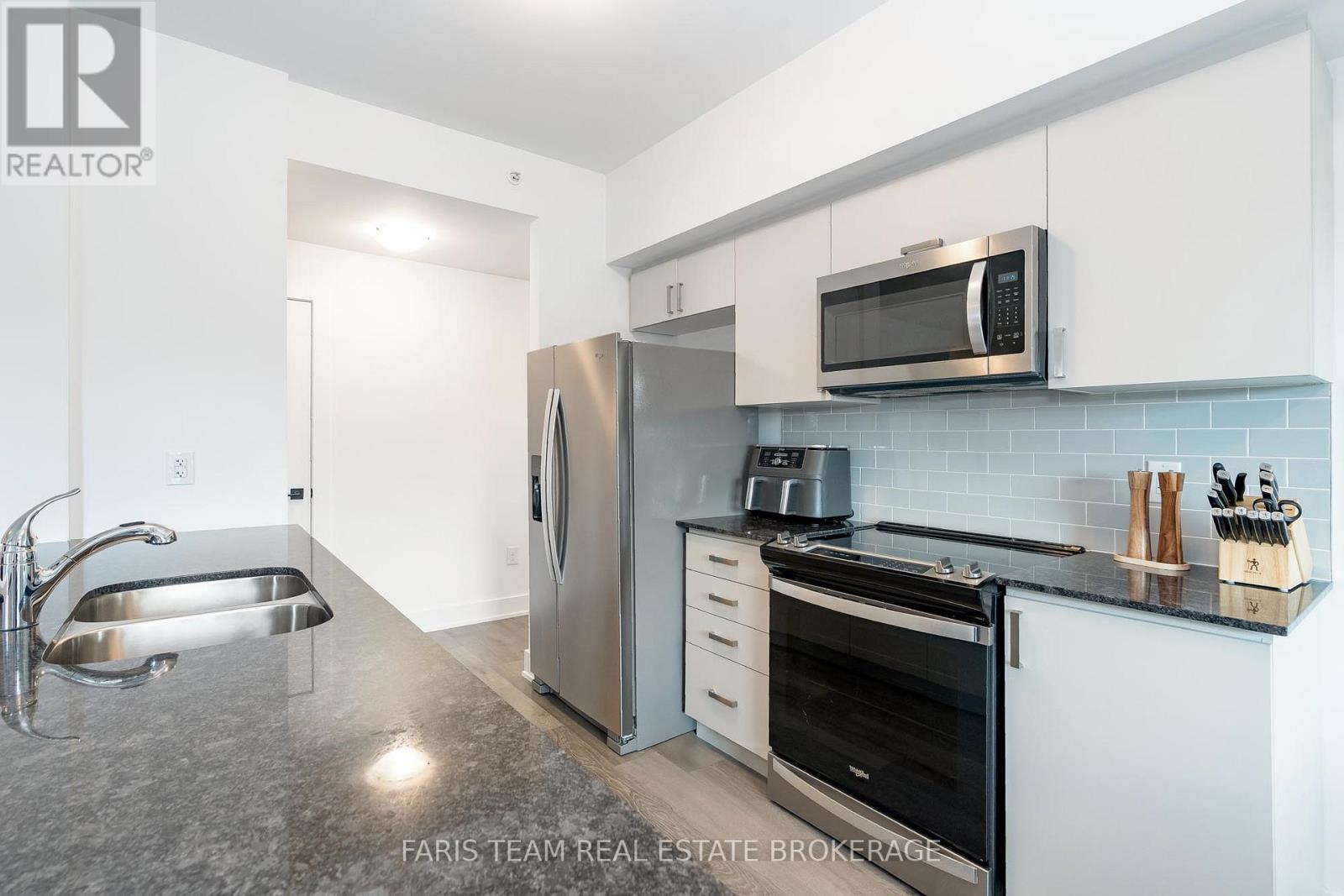 102 - 8 Culinary Lane, Barrie, Ontario  L9J 0T2 - Photo 8 - S12627224