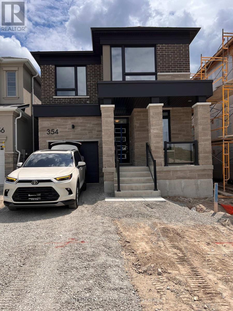 354 MADELAINE DRIVE, Barrie, Ontario