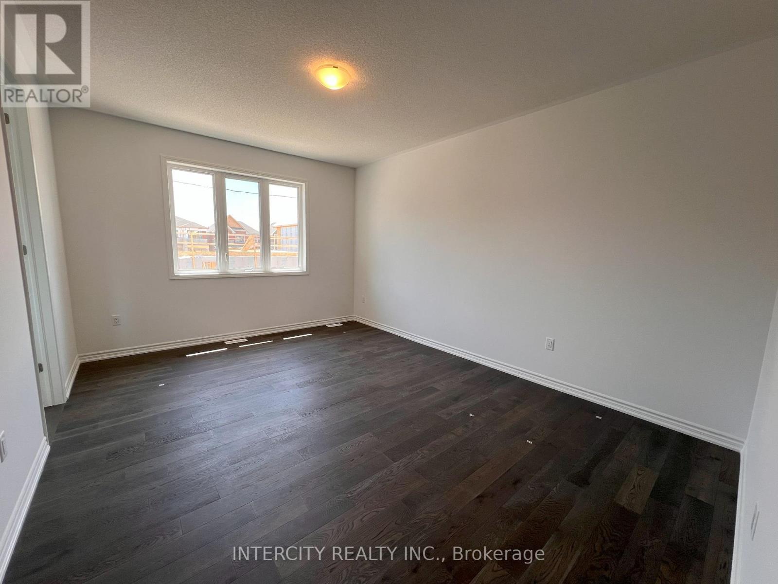 354 Madelaine Drive, Barrie, Ontario  L9J 0Y5 - Photo 13 - S12627230