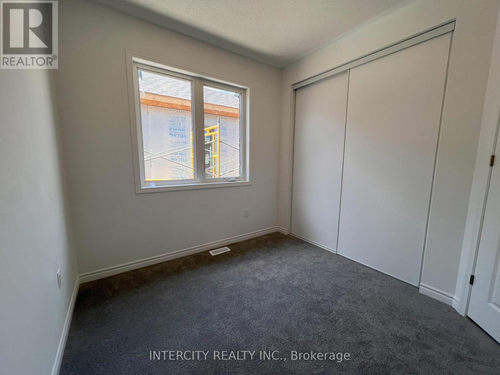 354 Madelaine Drive, Barrie, Ontario  L9J 0Y5 - Photo 19 - S12627230