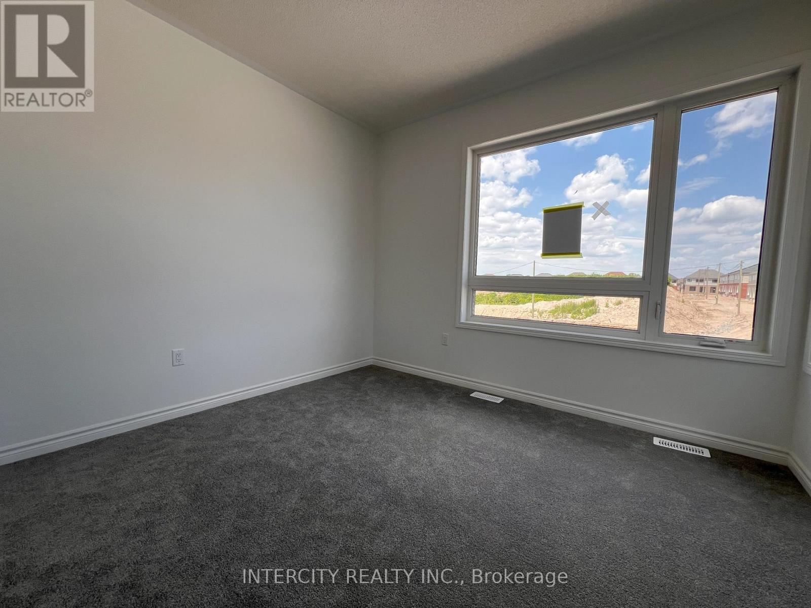 354 Madelaine Drive, Barrie, Ontario  L9J 0Y5 - Photo 20 - S12627230