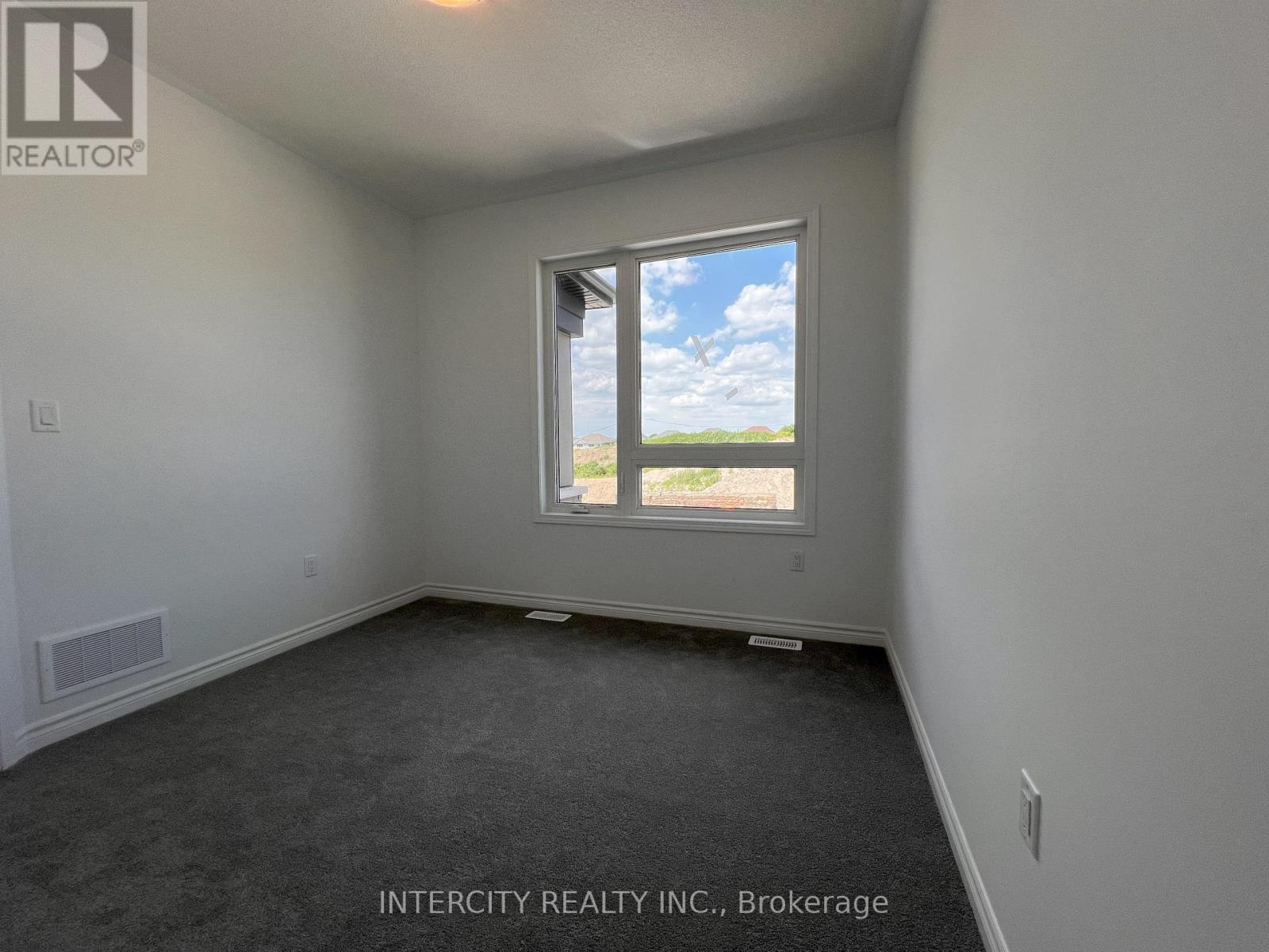 354 Madelaine Drive, Barrie, Ontario  L9J 0Y5 - Photo 24 - S12627230