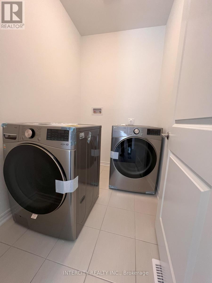 354 Madelaine Drive, Barrie, Ontario  L9J 0Y5 - Photo 25 - S12627230