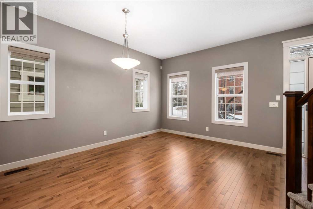 5628 Henwood Street Sw, Calgary, Alberta  T3E 6Z4 - Photo 8 - A2274810