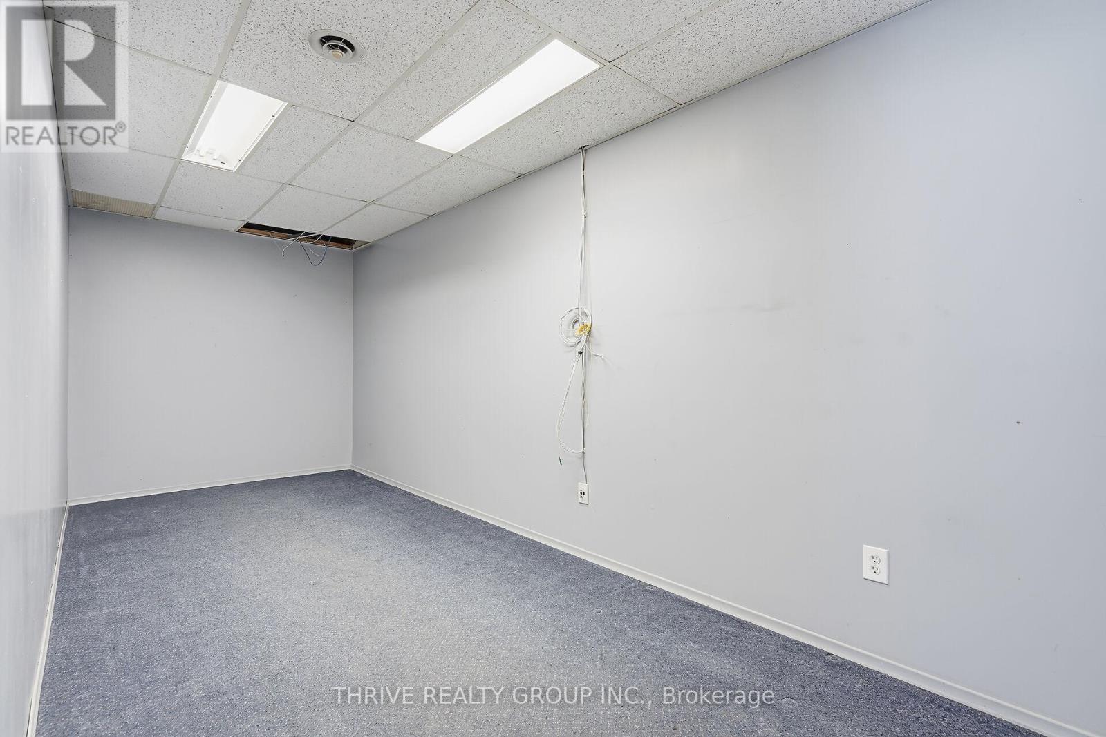 331 Neptune Crescent, London East, Ontario  N6M 1A9 - Photo 16 - X12461220