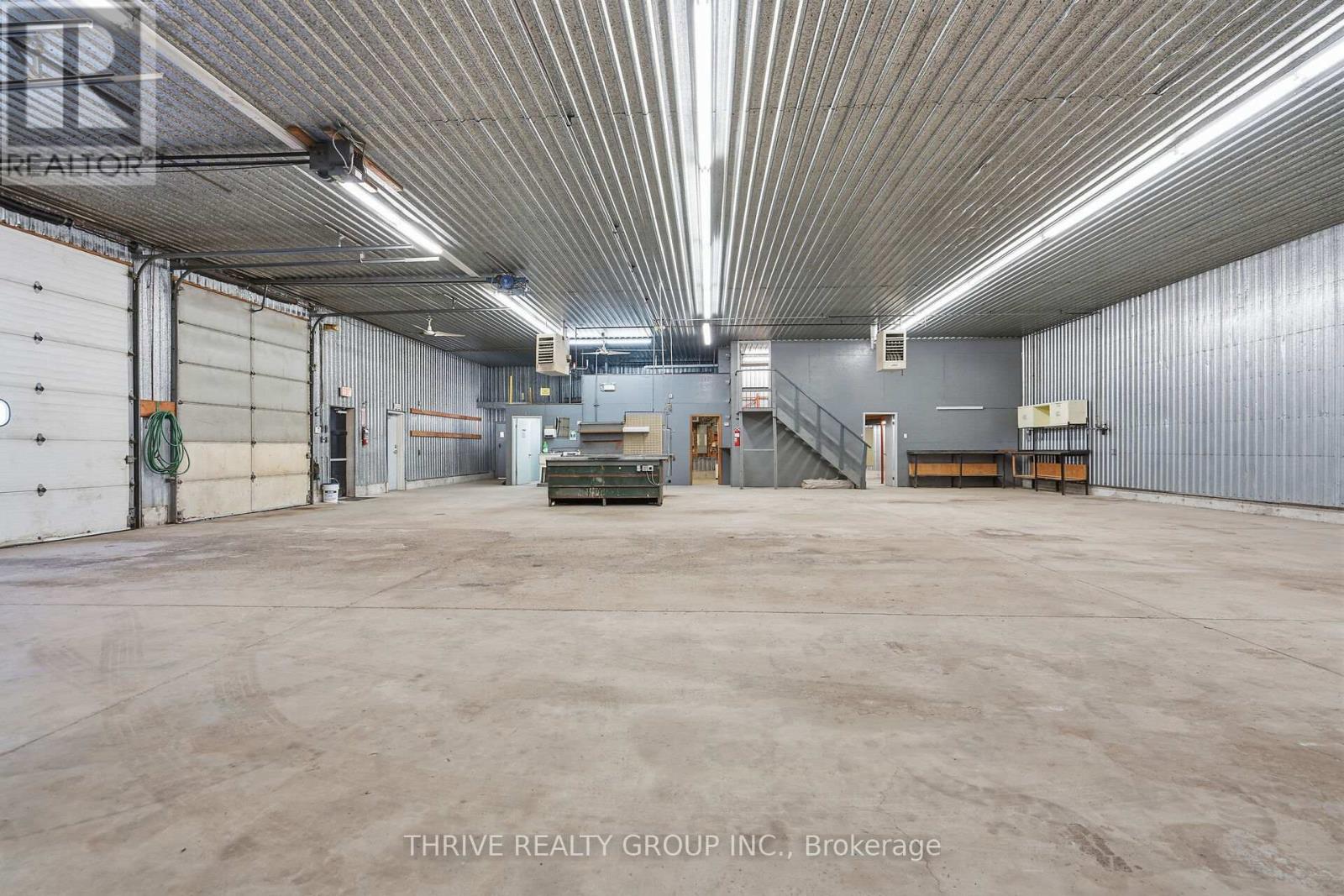 331 Neptune Crescent, London East, Ontario  N6M 1A9 - Photo 19 - X12461220