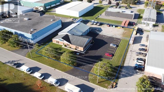 331 Neptune Crescent, London East, Ontario  N6M 1A9 - Photo 4 - X12461220