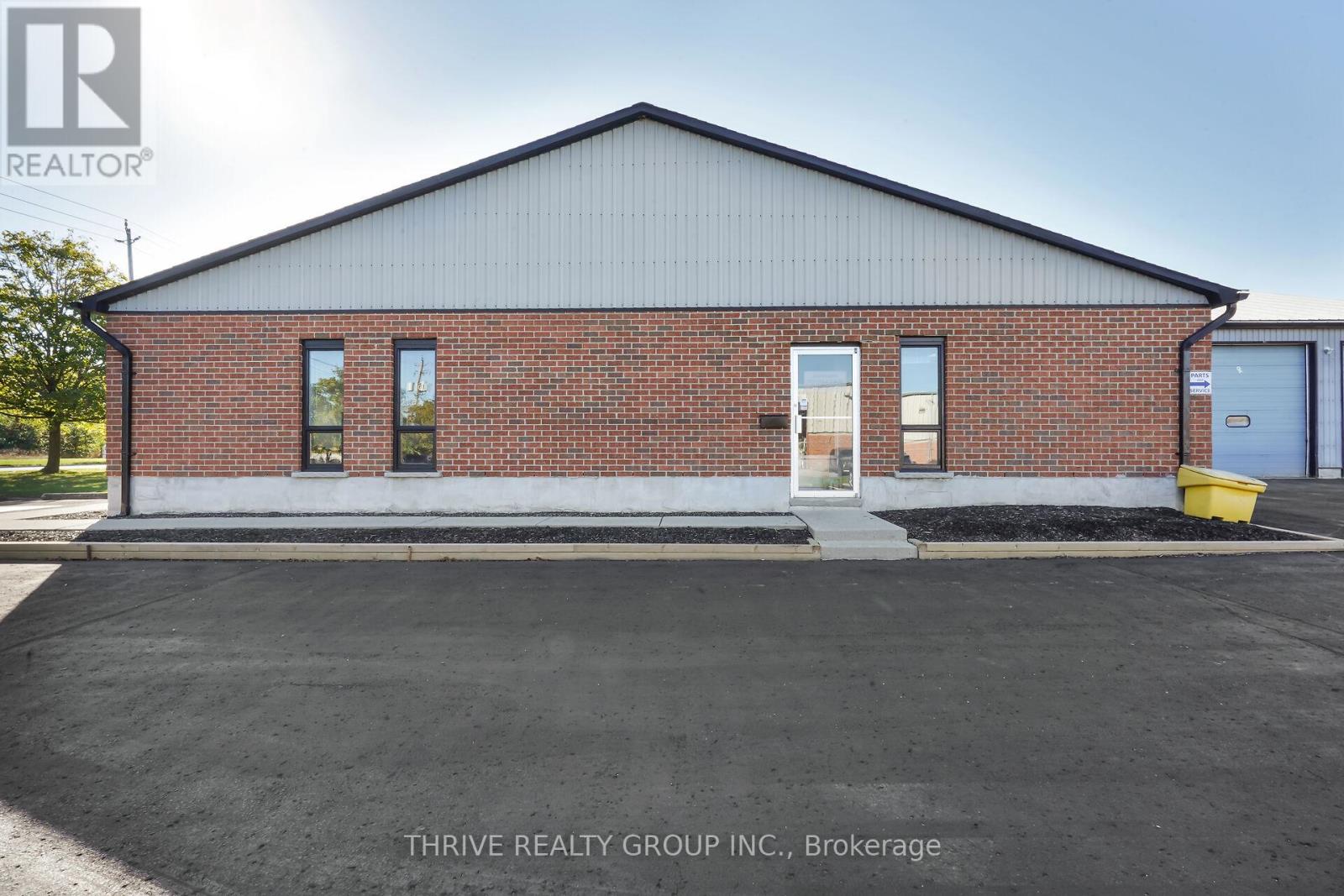 331 Neptune Crescent, London East, Ontario  N6M 1A9 - Photo 31 - X12461220