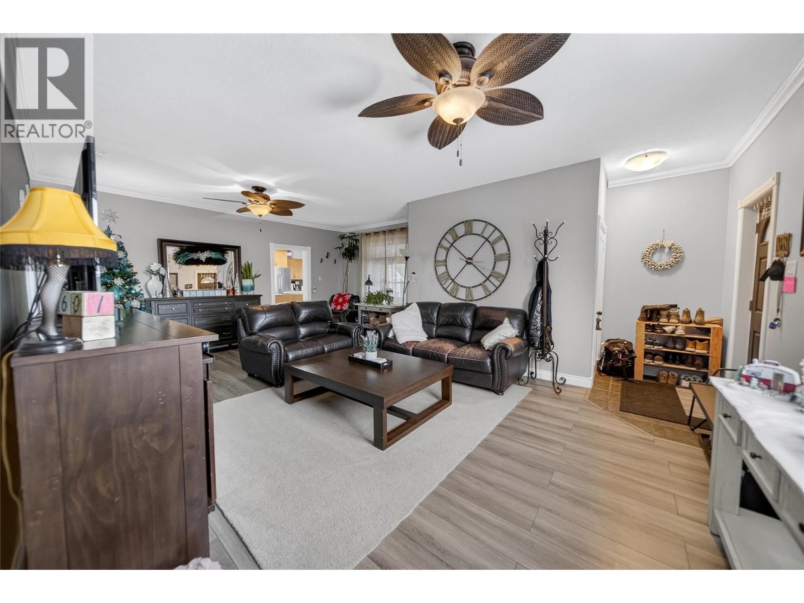 213 4th Avenue S, Cranbrook, British Columbia V1C 2E4 - Photo 10 - 10370647