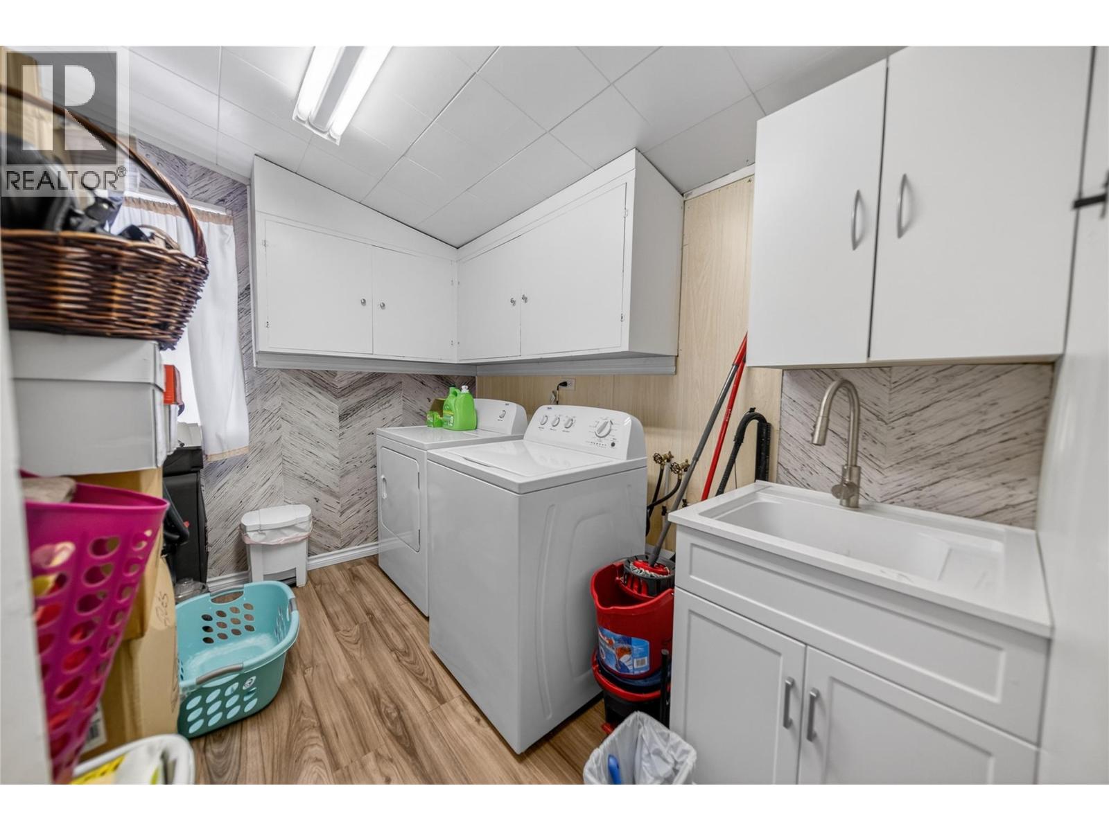 213 4th Avenue S, Cranbrook, British Columbia V1C 2E4 - Photo 17 - 10370647