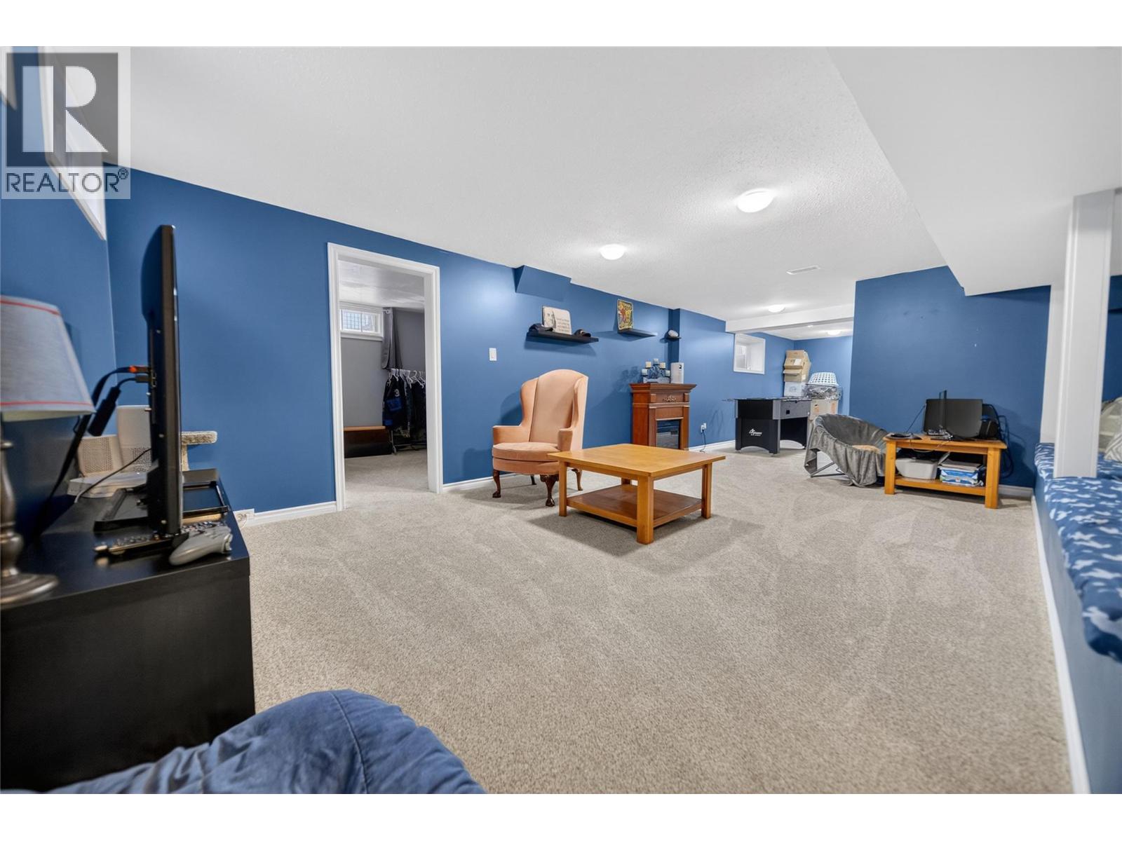 213 4th Avenue S, Cranbrook, British Columbia V1C 2E4 - Photo 20 - 10370647