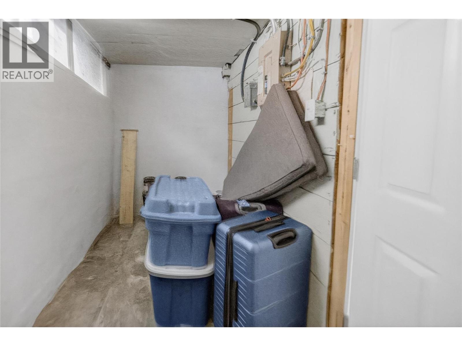 213 4th Avenue S, Cranbrook, British Columbia V1C 2E4 - Photo 30 - 10370647