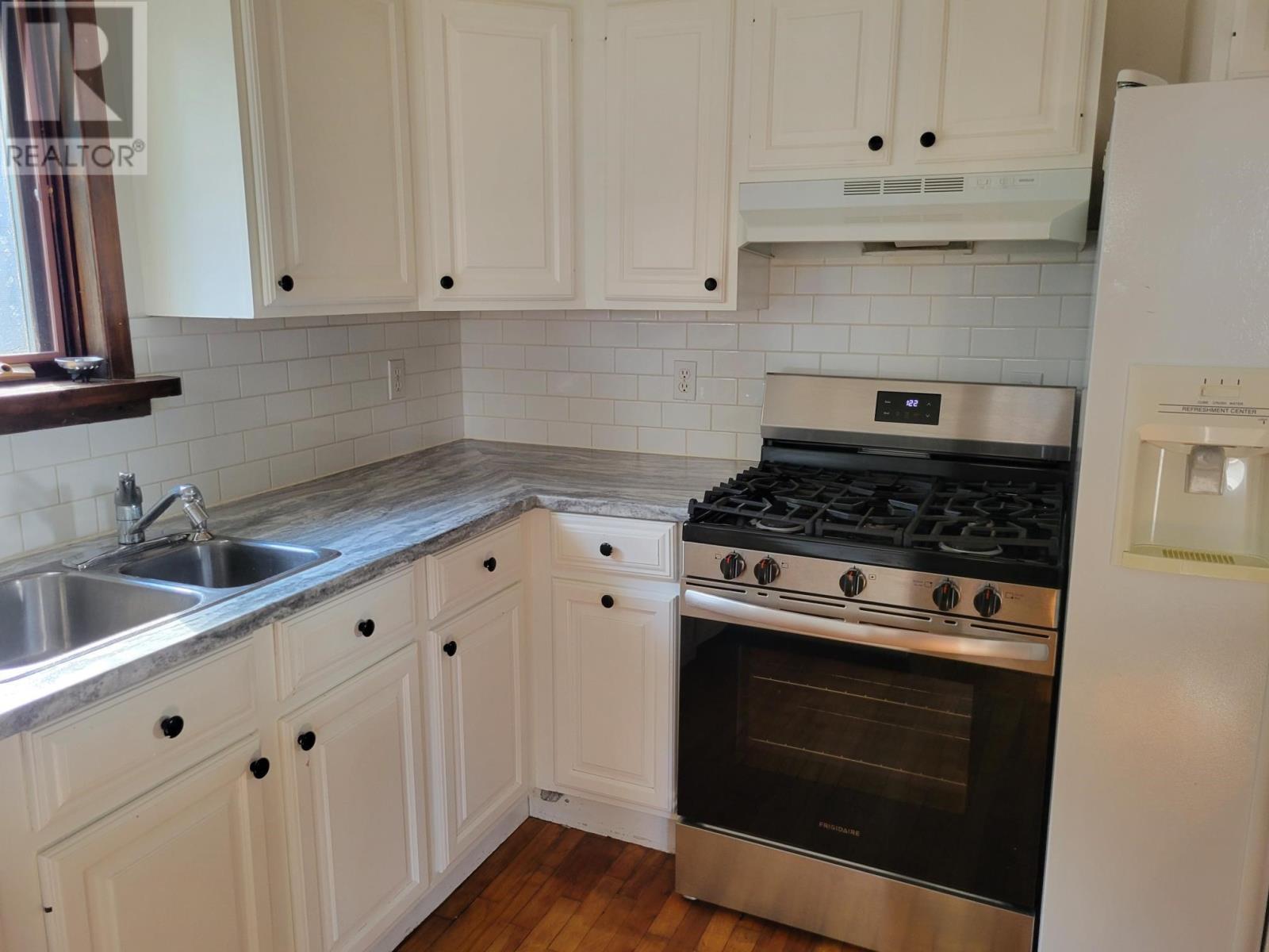 374 Bush St, Sault Ste. Marie, Ontario  P6C 3G9 - Photo 16 - SM252831