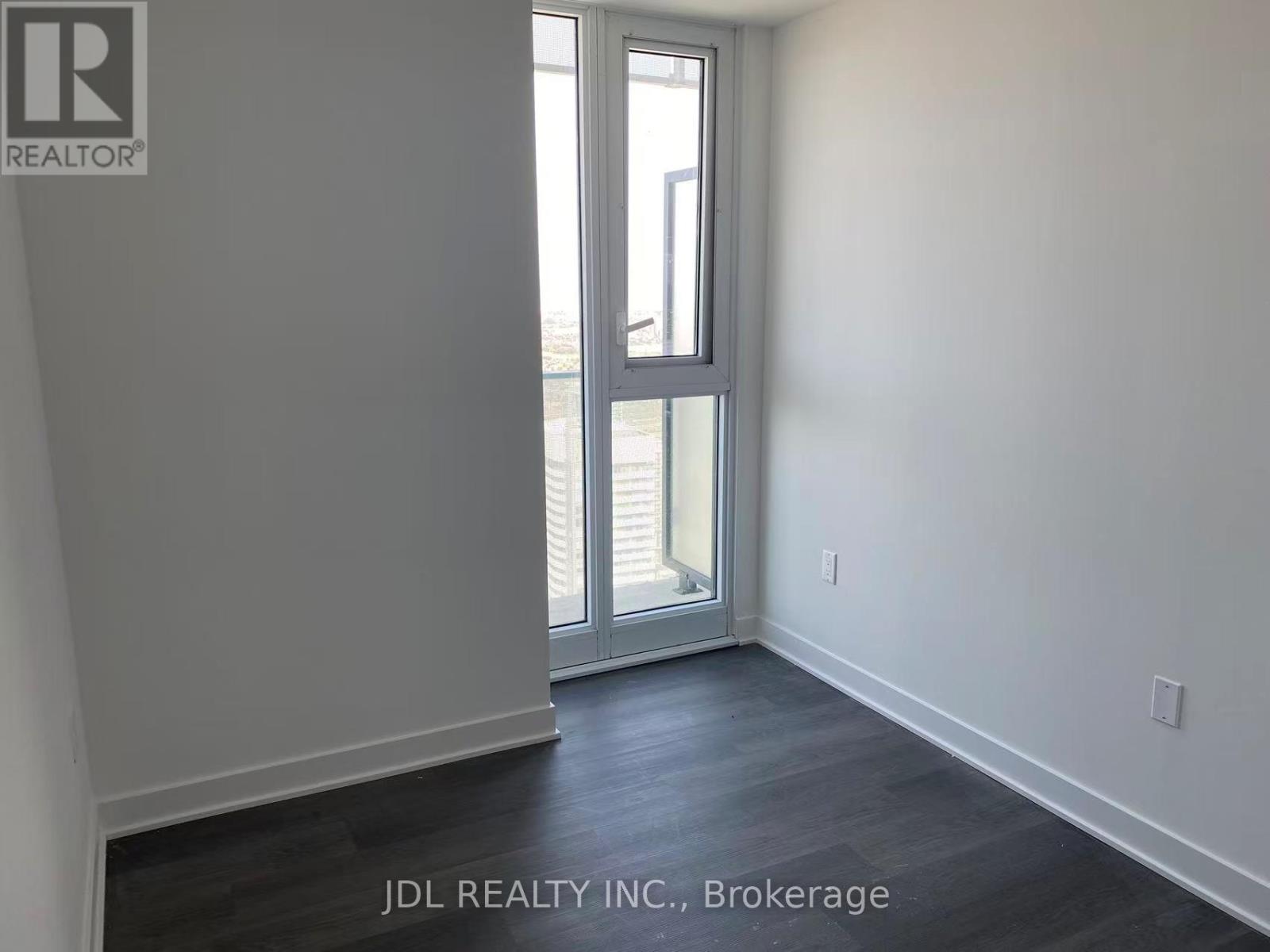 5609 - 3900 Confederation Parkway, Mississauga, Ontario  L5B 0M3 - Photo 8 - W12627068