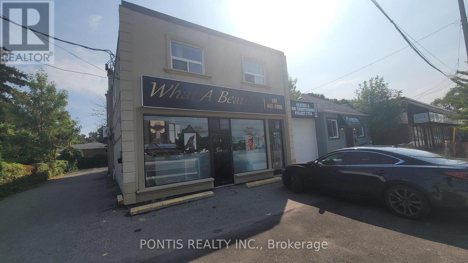 612 Lakeshore Road E, Mississauga, Ontario  L5G 1J4 - Photo 2 - W12627074