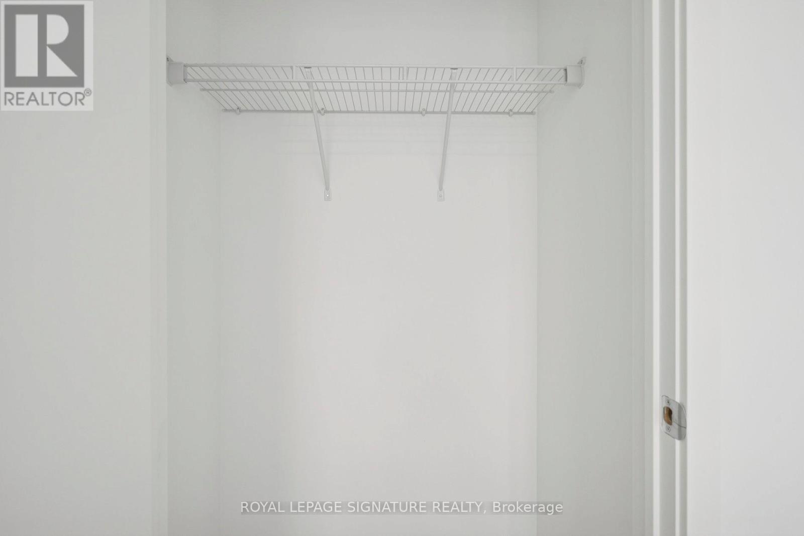 3012 - 395 Square One Drive, Mississauga, Ontario  L5B 0P6 - Photo 17 - W12627098