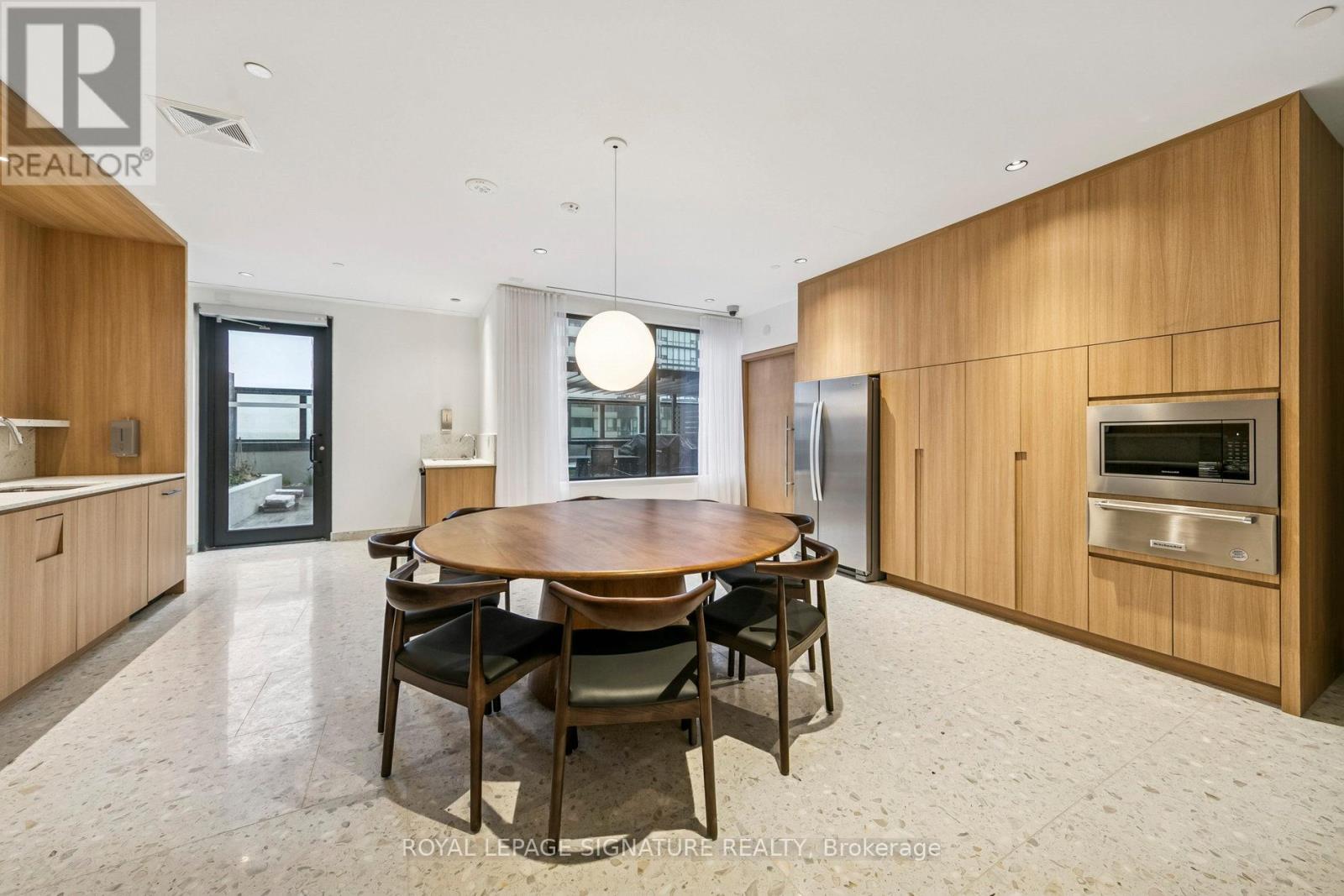 3012 - 395 Square One Drive, Mississauga, Ontario  L5B 0P6 - Photo 28 - W12627098