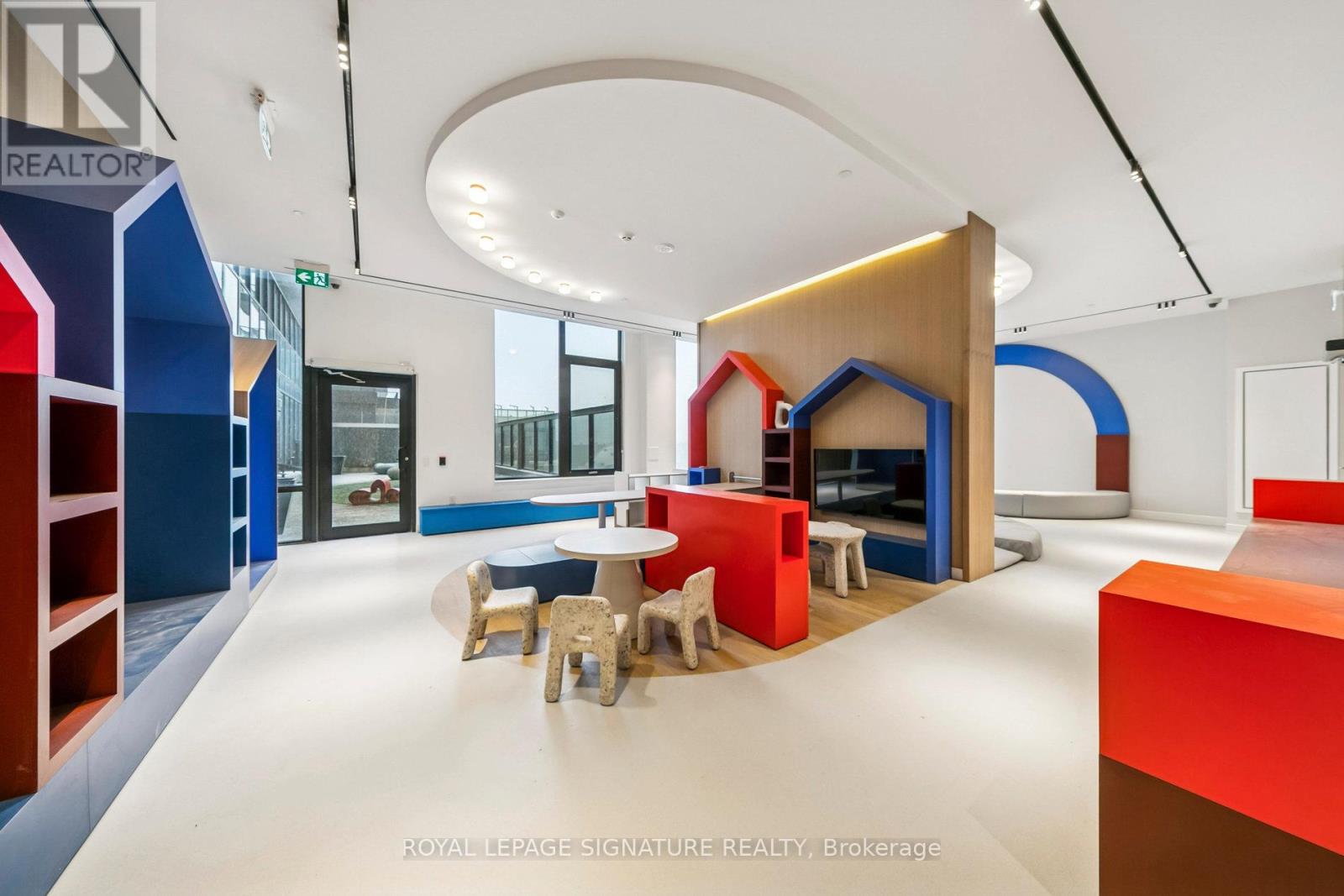 3012 - 395 Square One Drive, Mississauga, Ontario  L5B 0P6 - Photo 29 - W12627098