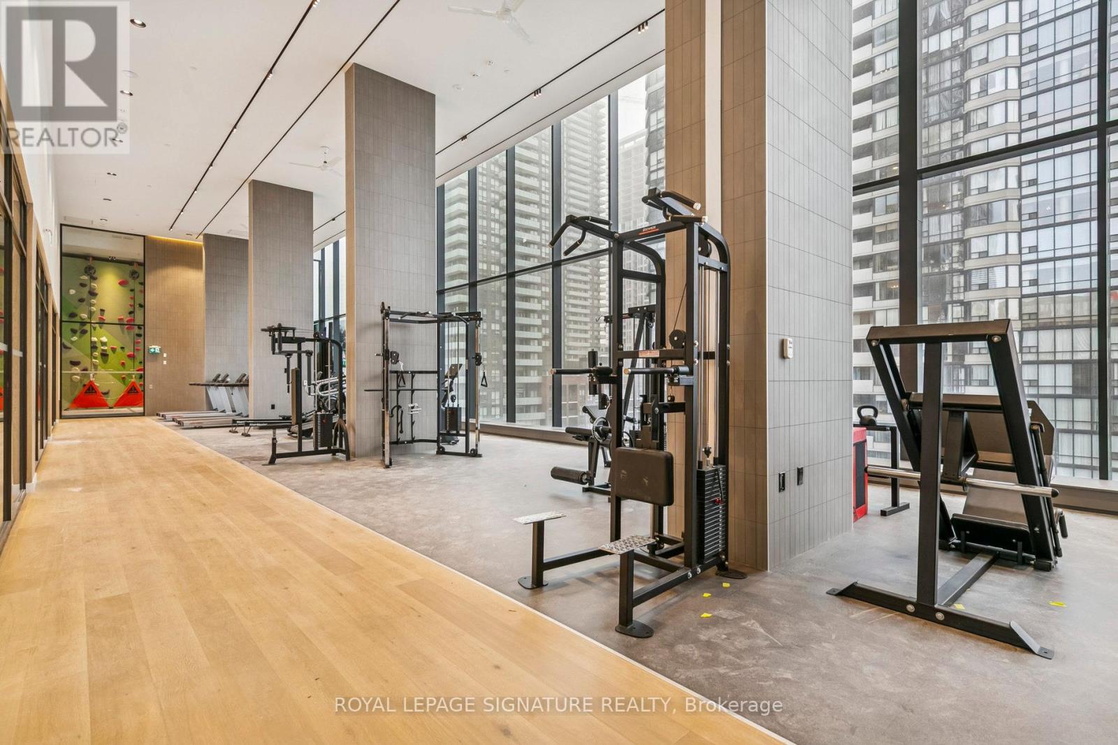 3012 - 395 Square One Drive, Mississauga, Ontario  L5B 0P6 - Photo 31 - W12627098