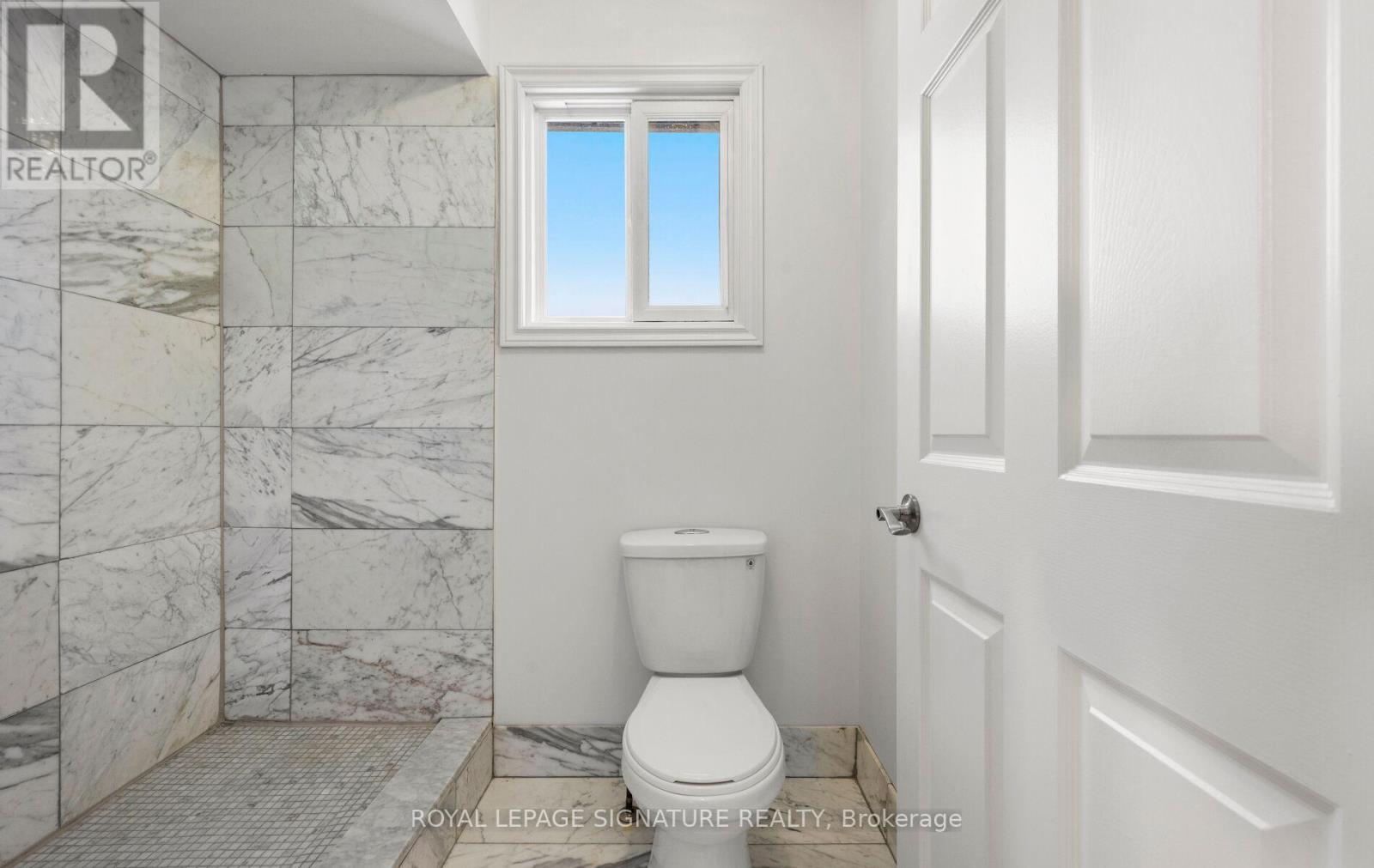 2035 Folkway Drive, Mississauga (Erin Mills), Ontario  L5L 3G3 - Photo 26 - W12627126