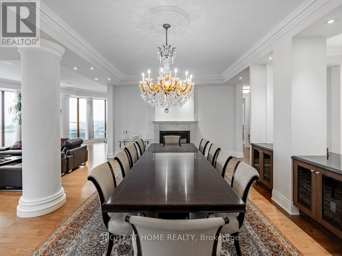 Ph15 - 2095 Lake Shore Boulevard W, Toronto, Ontario  M8V 4G4 - Photo 11 - W12627130