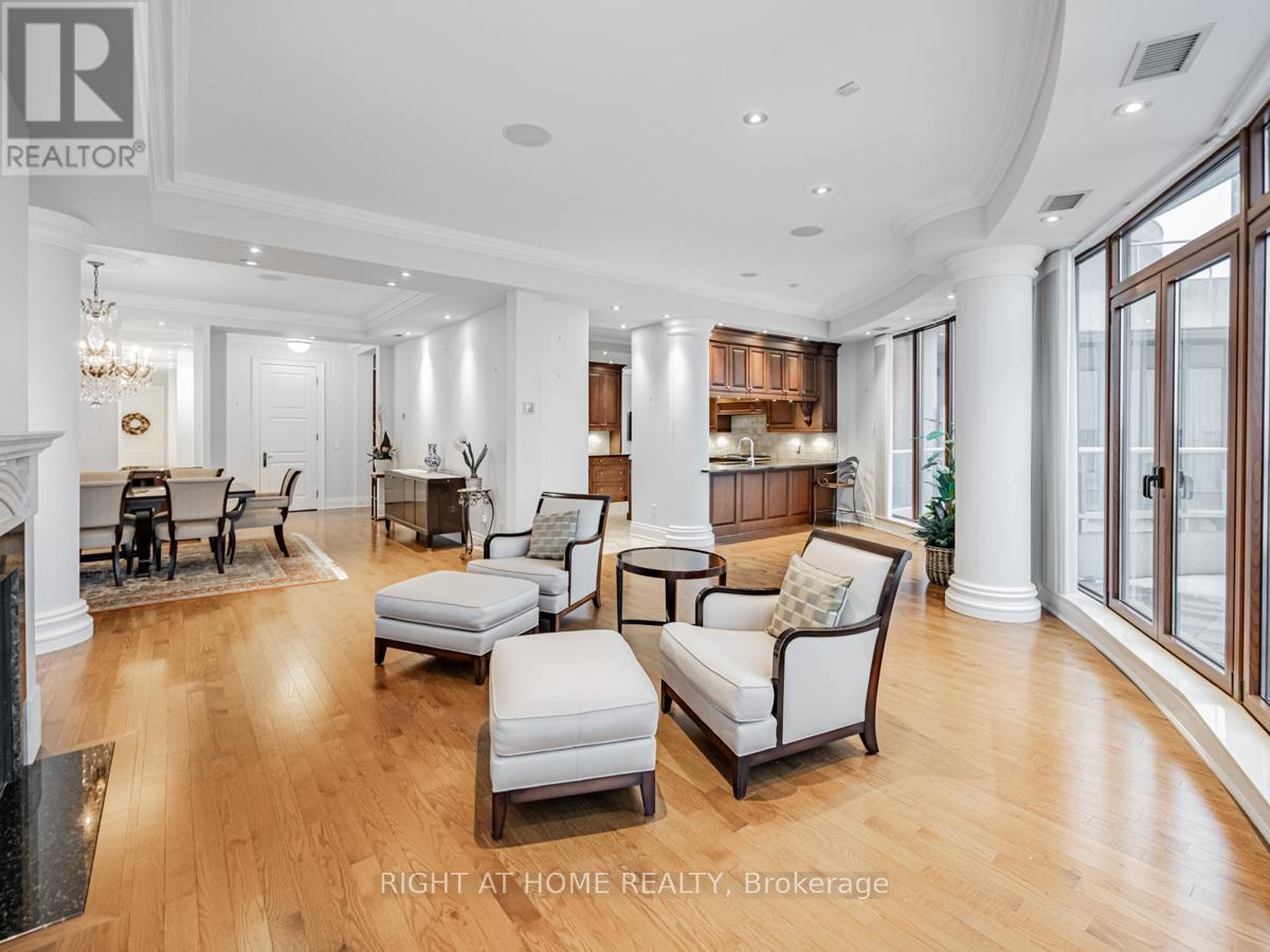 Ph15 - 2095 Lake Shore Boulevard W, Toronto, Ontario  M8V 4G4 - Photo 5 - W12627130