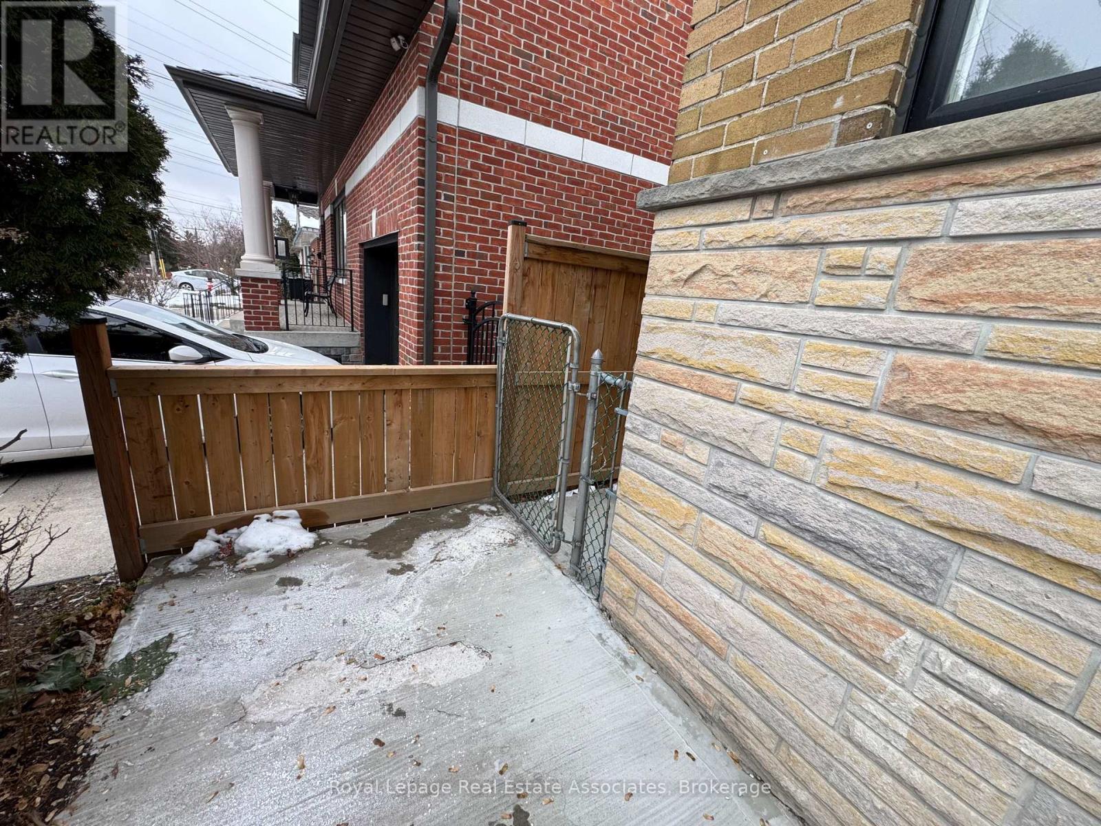 Bsmt - 65 North Heights Road, Toronto, Ontario  M9B 2T5 - Photo 21 - W12627178