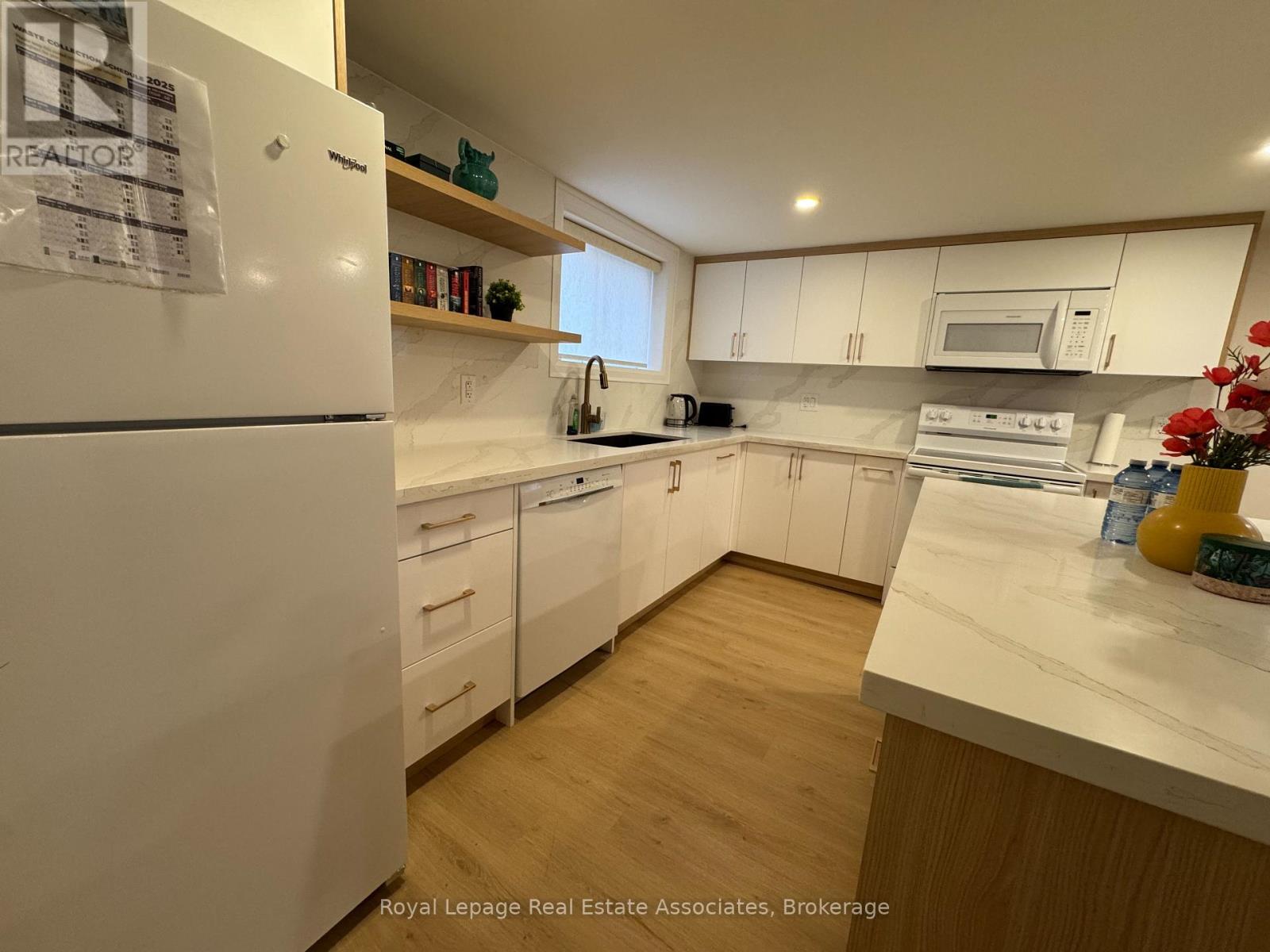 Bsmt - 65 North Heights Road, Toronto, Ontario  M9B 2T5 - Photo 6 - W12627178