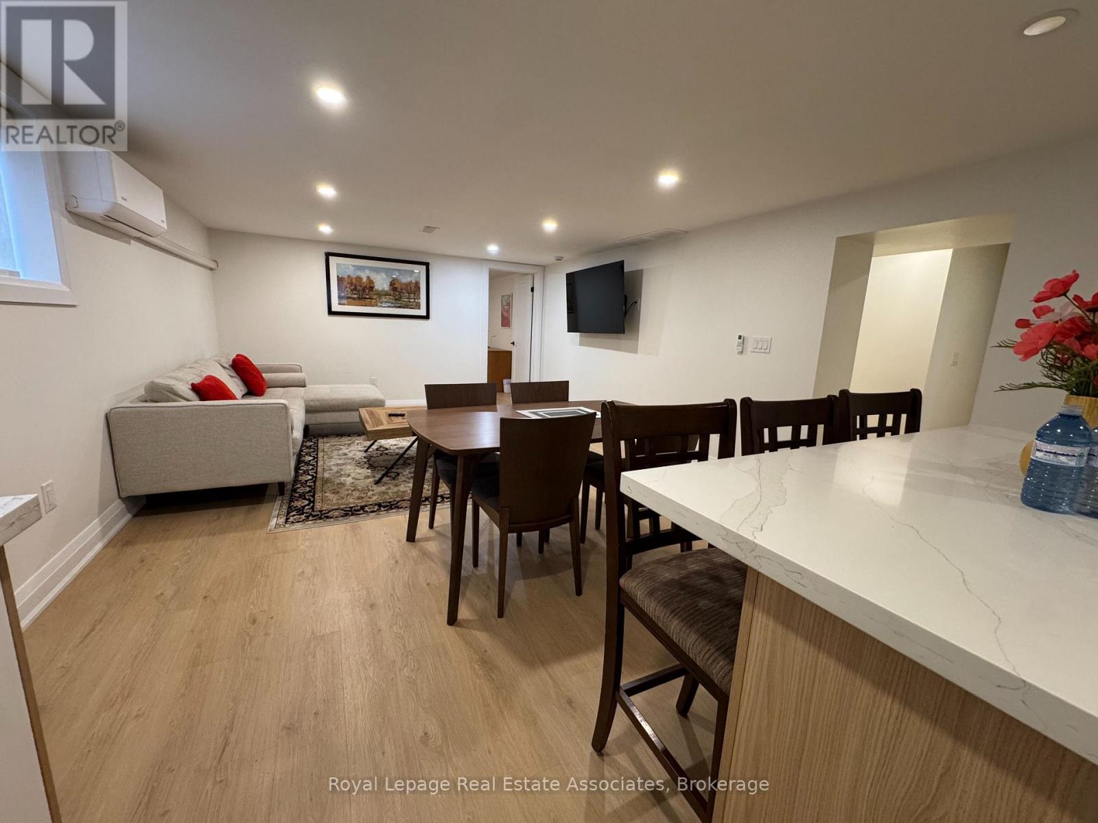 Bsmt - 65 North Heights Road, Toronto, Ontario  M9B 2T5 - Photo 7 - W12627178