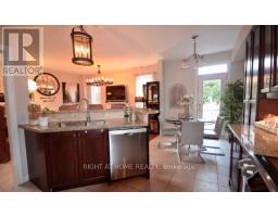 7009 LESSARD LANE, Mississauga, Ontario