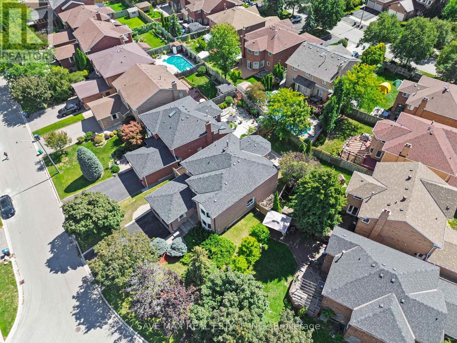 3068 Prentiss Road, Mississauga (Erin Mills), Ontario  L5L 3W6 - Photo 3 - W12627192