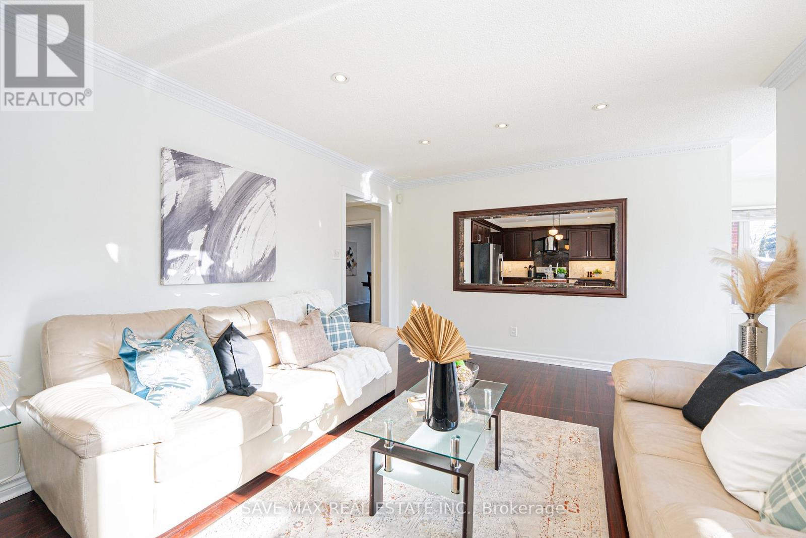 3068 Prentiss Road, Mississauga (Erin Mills), Ontario  L5L 3W6 - Photo 9 - W12627192