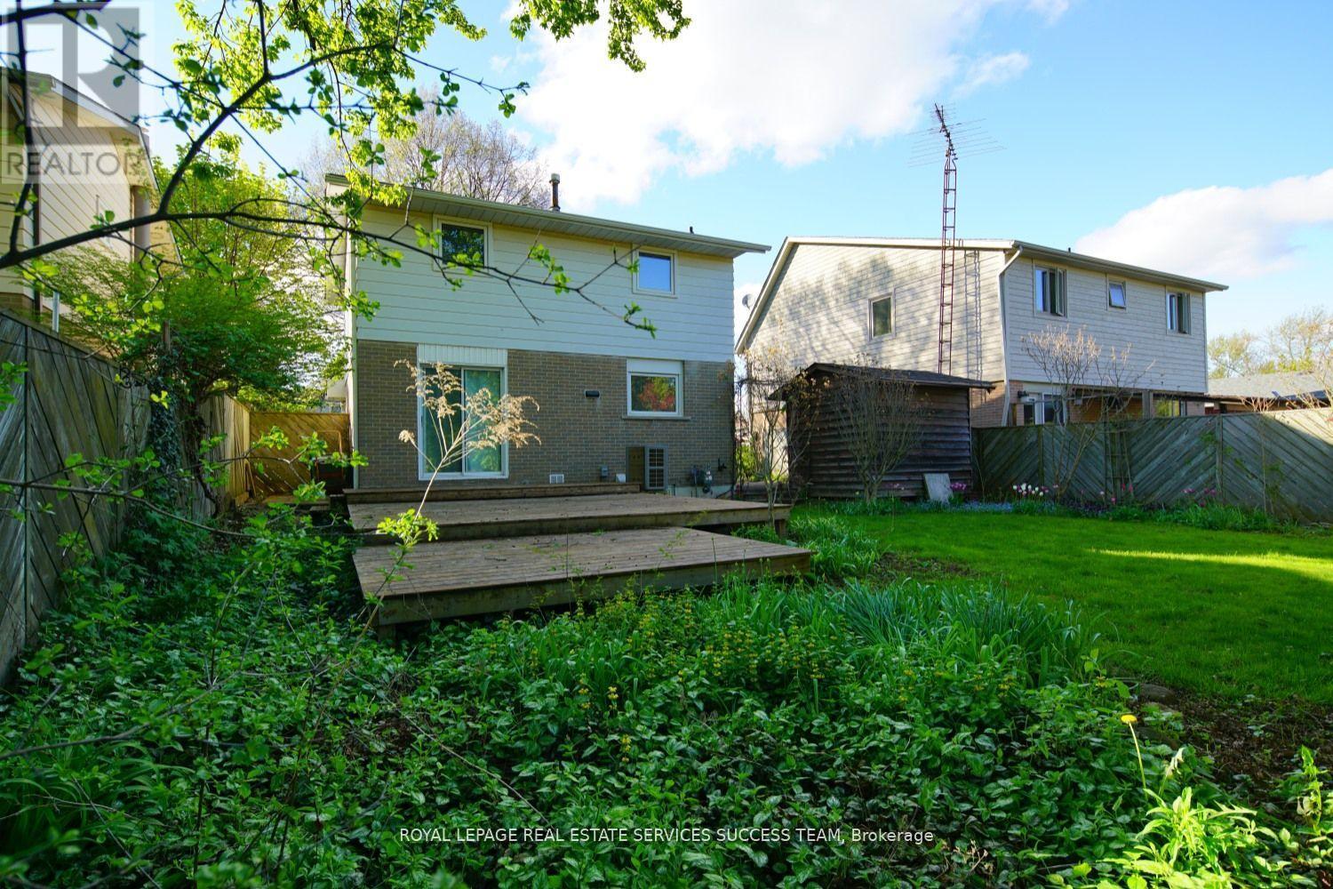 1355 Odessa Crescent, Oakville, Ontario  L6H 1R9 - Photo 3 - W12627208