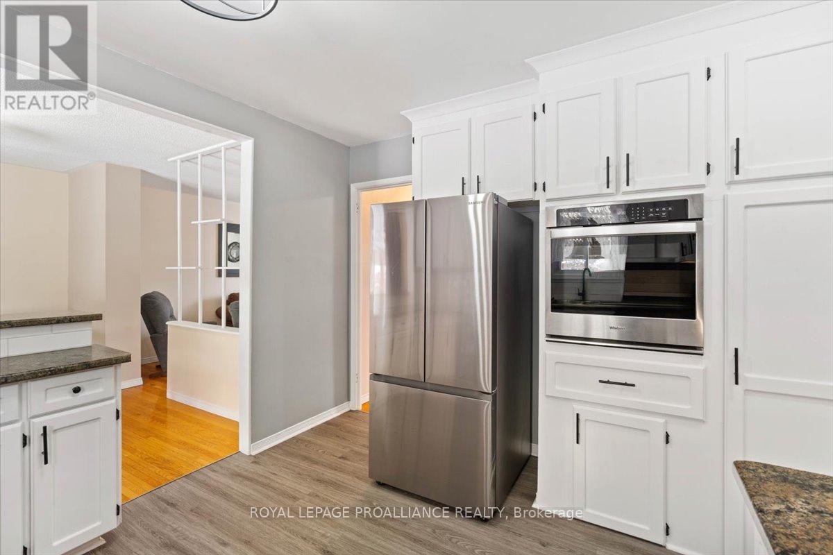 20 Mcquade Drive, Quinte West, Ontario  K8V 2G3 - Photo 11 - X12627290