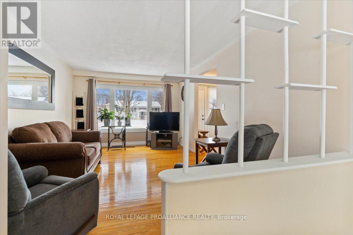 20 Mcquade Drive, Quinte West, Ontario  K8V 2G3 - Photo 17 - X12627290