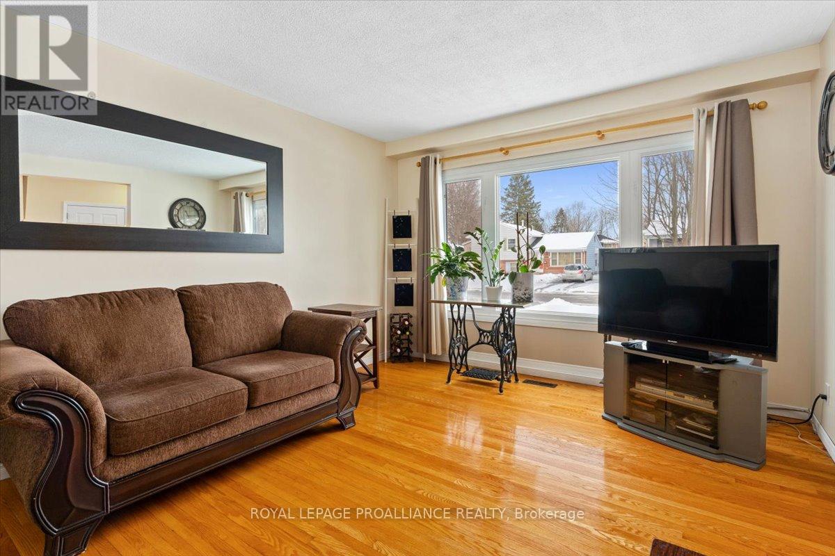 20 Mcquade Drive, Quinte West, Ontario  K8V 2G3 - Photo 18 - X12627290