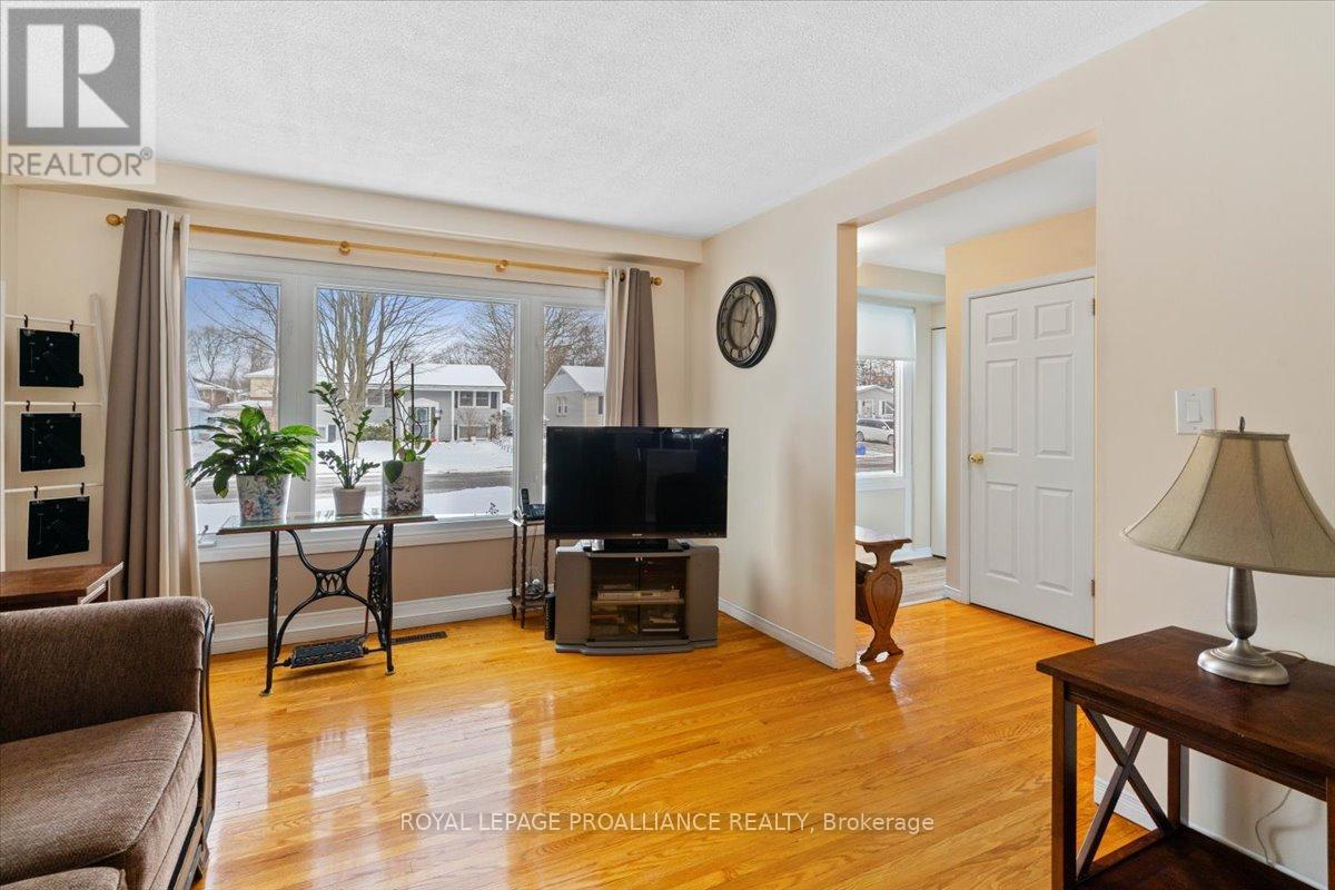 20 Mcquade Drive, Quinte West, Ontario  K8V 2G3 - Photo 19 - X12627290