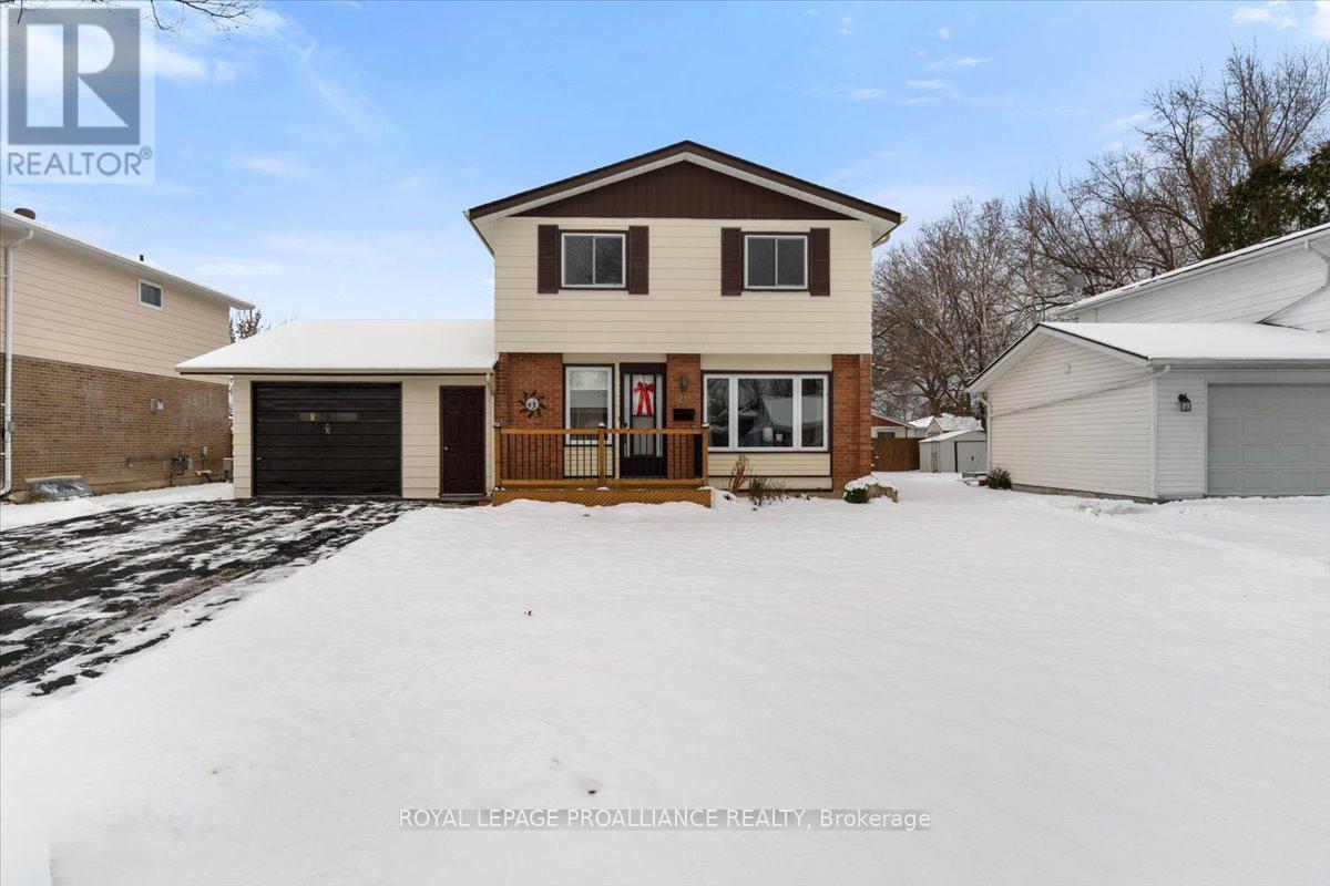 20 Mcquade Drive, Quinte West, Ontario  K8V 2G3 - Photo 2 - X12627290