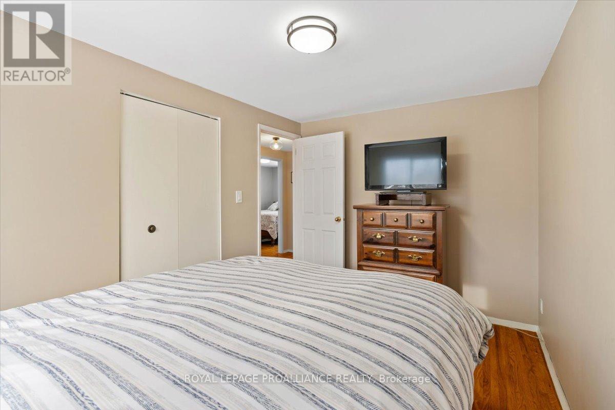 20 Mcquade Drive, Quinte West, Ontario  K8V 2G3 - Photo 32 - X12627290