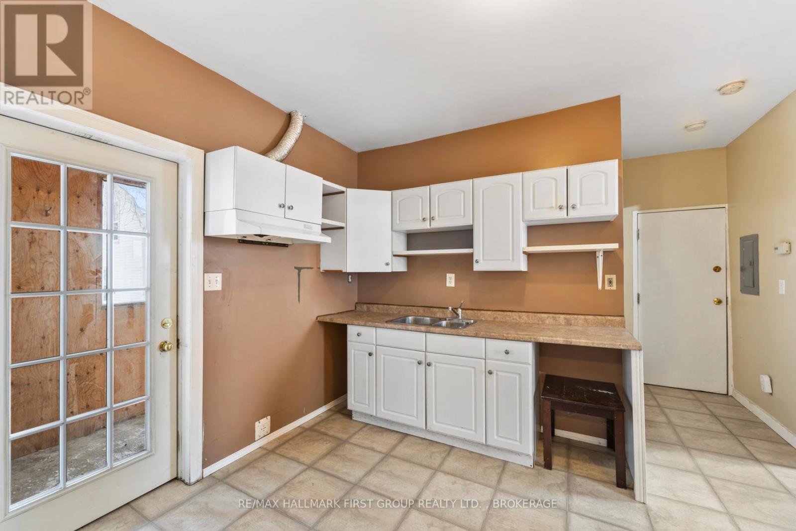 4069 Bath Road, Kingston, Ontario  K7M 4Y6 - Photo 13 - X12627254